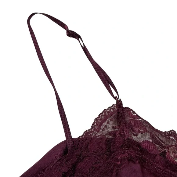 Zenana Outfitters Plum Lace Trim Camisole – Stretch Cotton – Women’s Size M - Picture 5 of 11